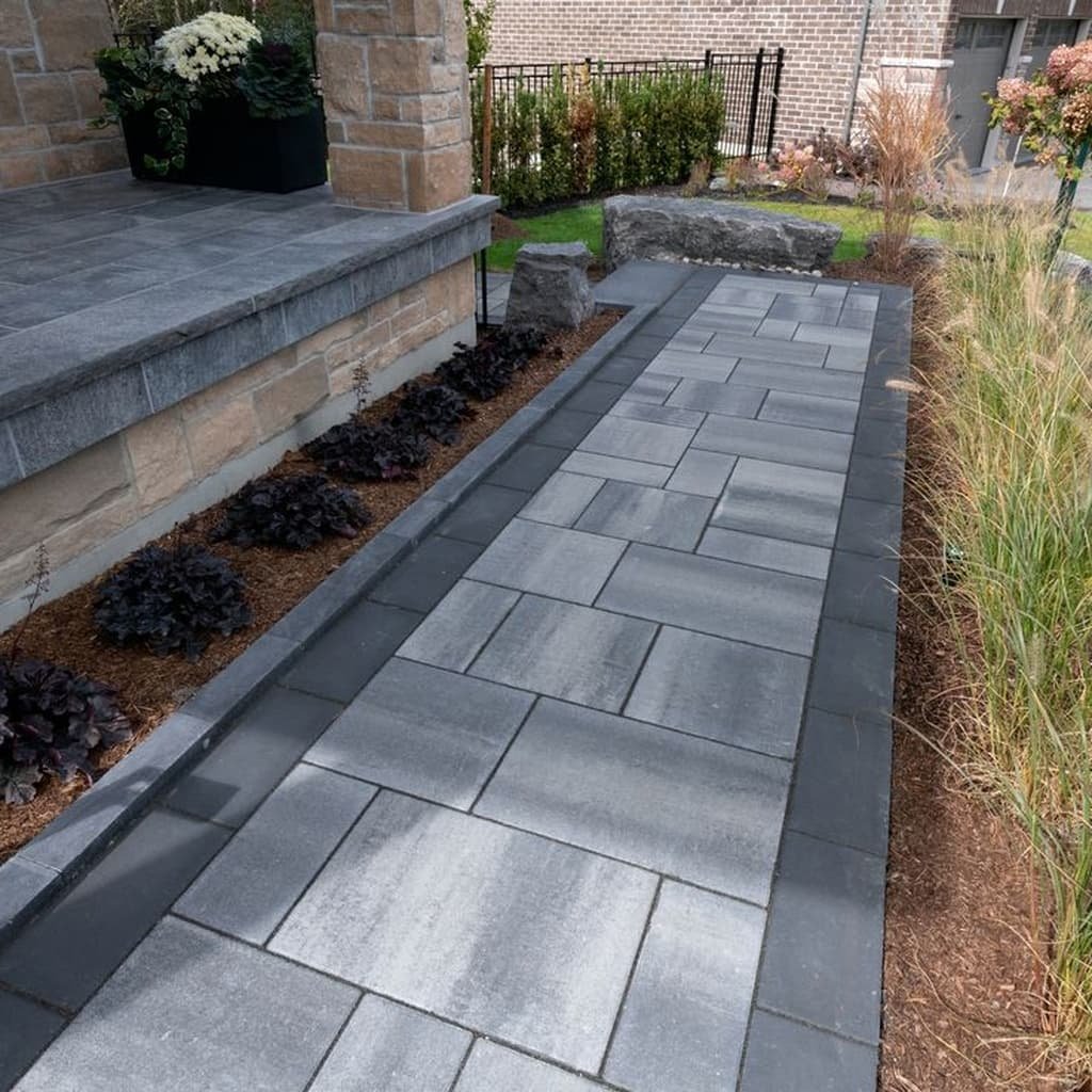 concrete pavers walkway 1024x1024 (1)